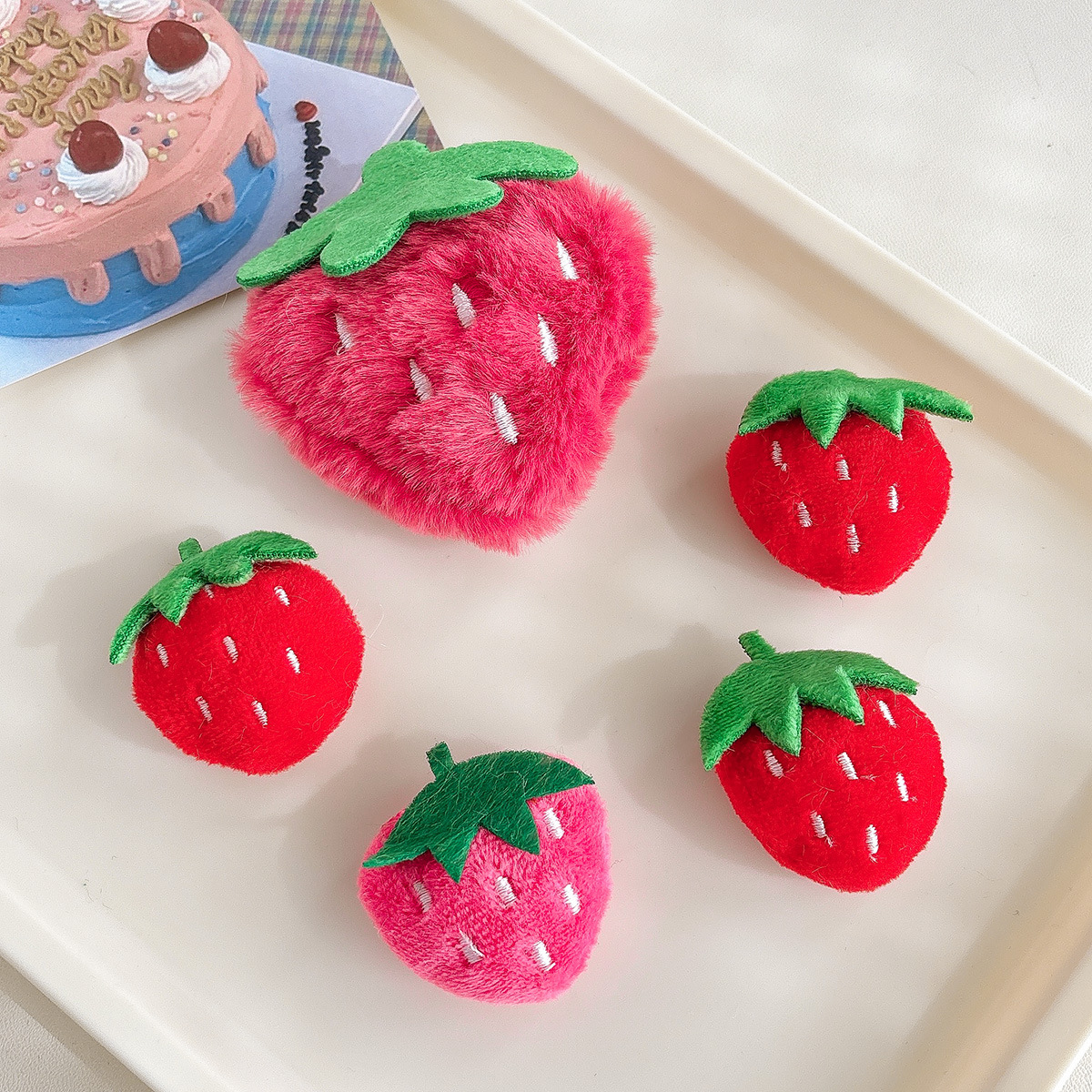 8g Weight Beads Jewelry Making Type 30*50mm Jewelry Making Size DIY Ornament Accessories Classification 1 Piece Quantity Plush Material Strawberry Pattern All Seasons Season Cartoon, Cute Style 1 Piece 30*50mm Plush Strawberry DIY Ornament Accessories Beads 2