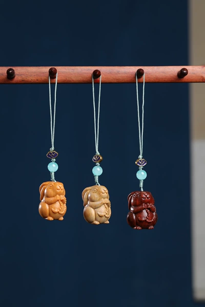 60.【Mobile Phone Chain】Praying Rabbit