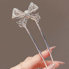 New Chinese-style Hollow Butterfly-Knot U-shaped Hairpin for Daily Use—Perfect for Qipao & Hanfu Updos, a Delicate and Trendy Must-Have Styling Tool