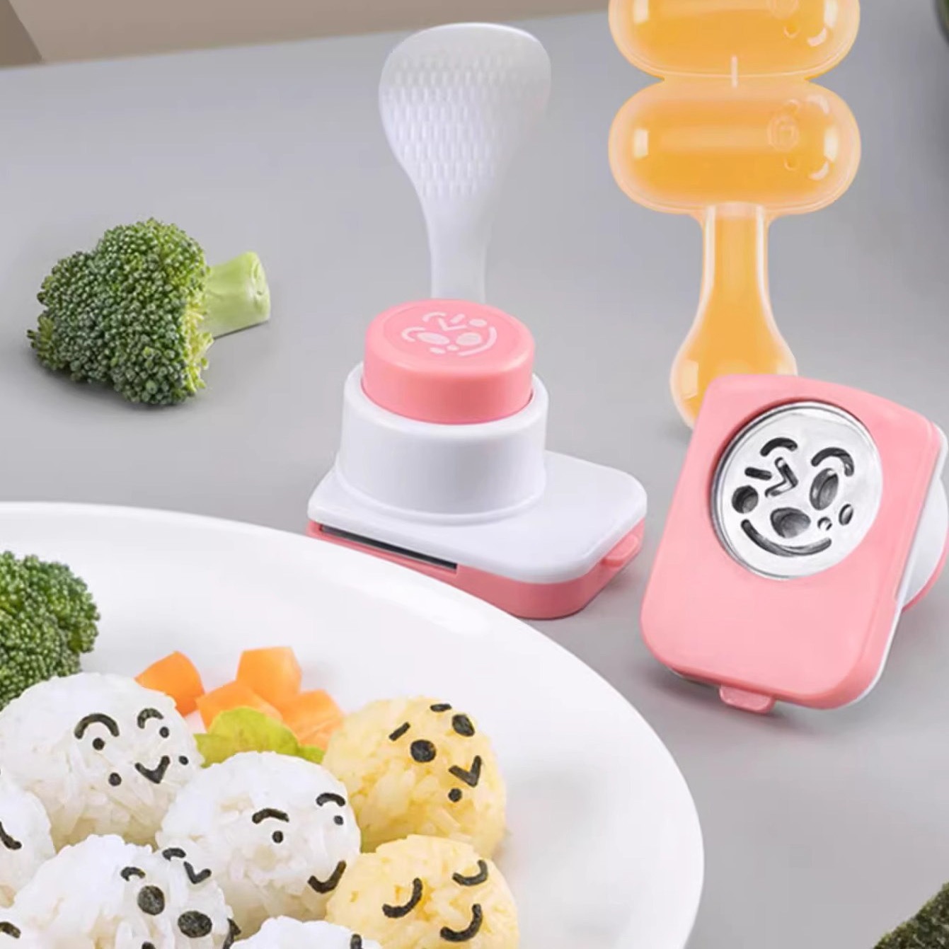 Ποικιλία κεντήματος κούνημα μουσικής κοστούμι DIY μούχλα ρυζιού δέσμης εργαλείο emoji πρέσα φυκιών_voghion.com