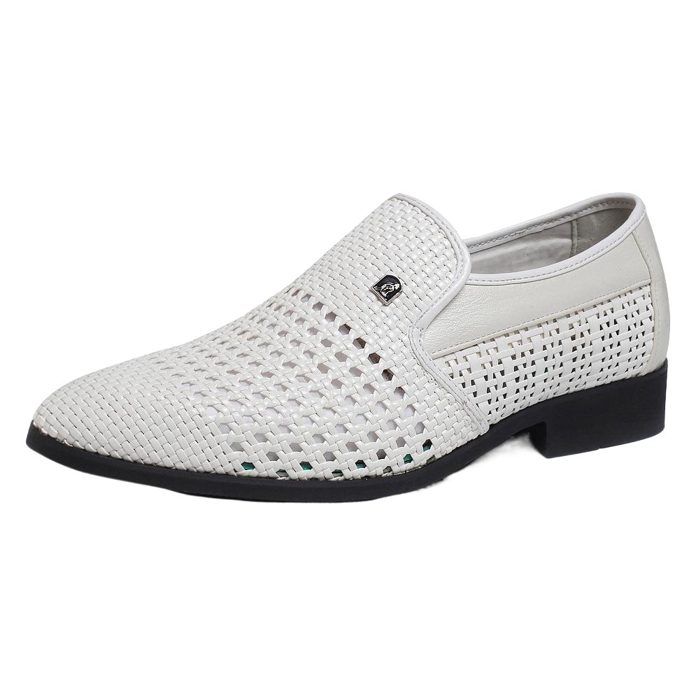 Directo de fábrica de verano nuevos hombres de negocios de cuero sandalias de fondo suave agujero zapatos de mediana edad y ancianos huecos tejidos zapatos de papá