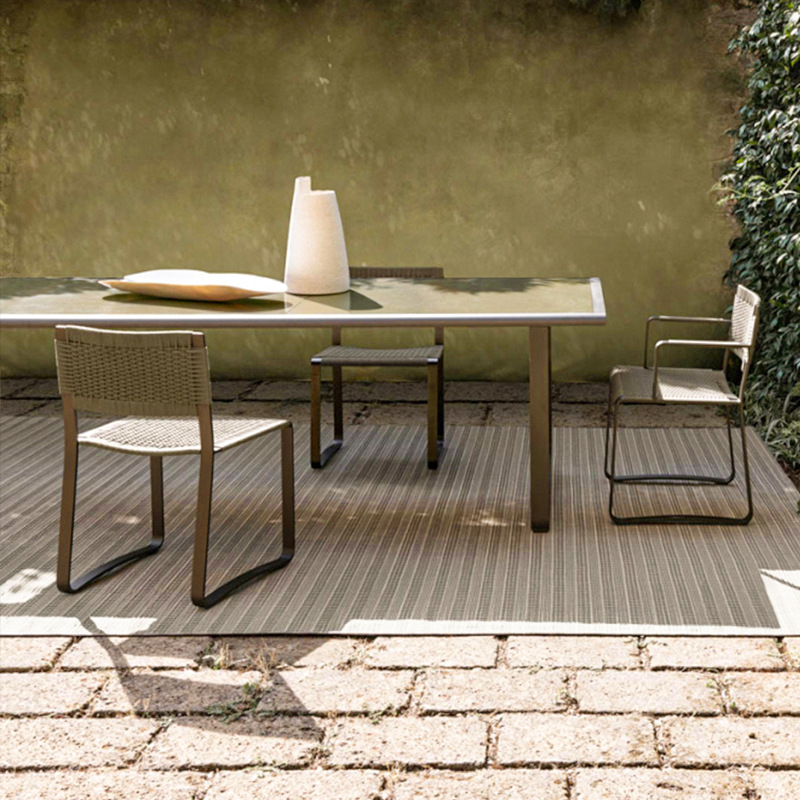 Conjunto de mesa y sillas de ratán para exteriores, mesa moderna y sencilla de aleación de aluminio, mesa larga impermeable para patio de hotel o villa, resistente a la intemperie image 2