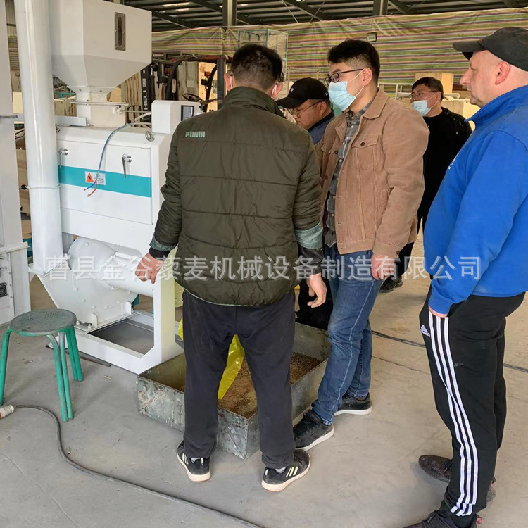 玉米脫皮機