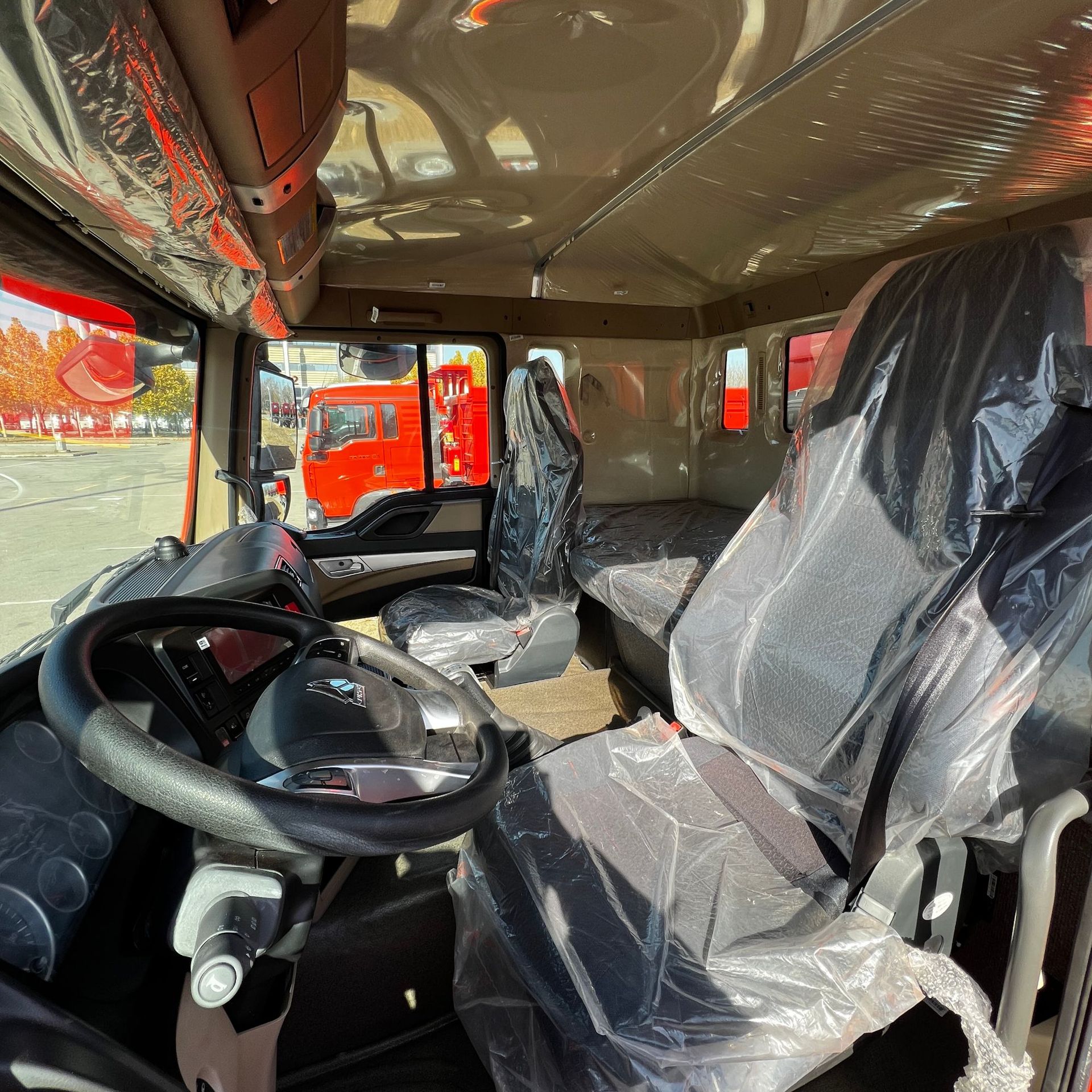 China Heavy Duty Truck Group Howo Tx Dump Truck for Export, Overseas Sales of Tractor Trucks, Trailers, Heavy-Duty Trucks