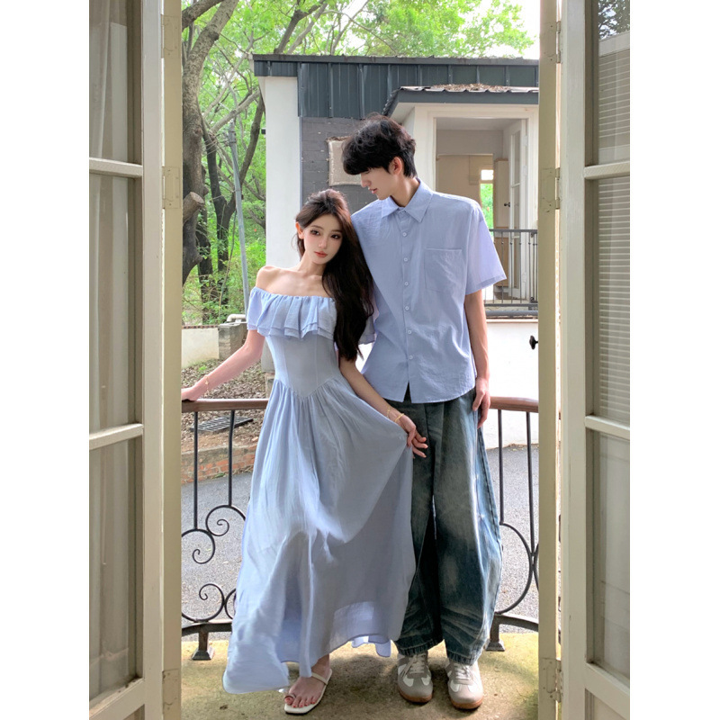 Real Shot of Couple Outfits for Summer: New Off-Shoulder Vacation Style Internet Celebrity Blue Off-The-Shoulder Princess Dress with Short Sleeves for Men 2026 Real Shot of Couple Outfits for Summer: New Off-Shoulder Vacation Style Internet Celebrity Blue Off-The-Shoulder Princess Dress with Short Sleeves for Men 2026