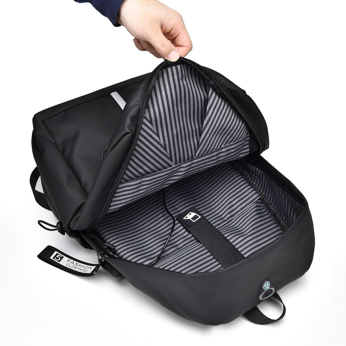 Temporada de viaje personalizada de moda para hombres y mujeres, mochila casual de calidad, mochila ligera y de gran capacidad simple.