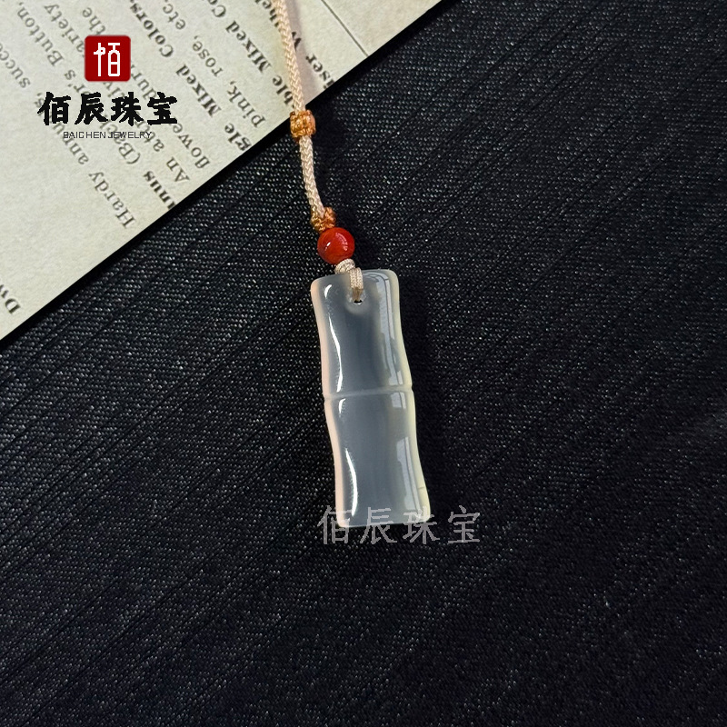 ホワイトカルセドニーペンダントハイアイスダブル貔貅安全バックル観音仏ひょうたん縁起の良い雲ロックペンダント瑪瑙翡翠ジュエリー