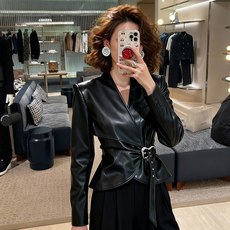 C-4641# 黑色收腰系带修...