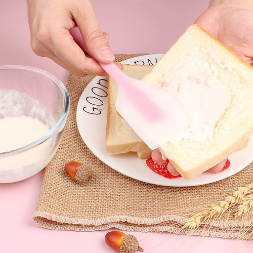 One-piece silicone spatula kitchen semi-transparent spatula high-temperature resistant baking tool bread cake cream spreader