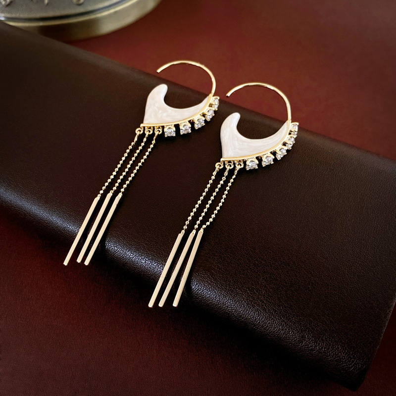 199# ear hook-real gold electroplating-gold-beak white