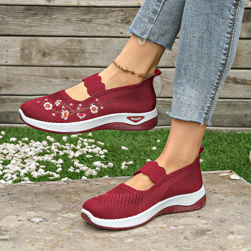 Large Size Cross-border Shoes Women's 2025 Spring Old Beijing Cloth Shoes Soft Bottom Comfortable Middle-aged and Elderly Mother Shoes TEMU Replacement Patches 