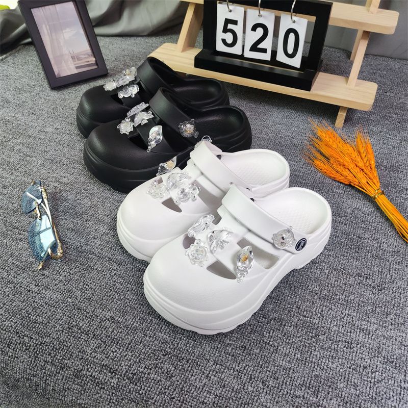 Cute Croc Shoes Women's Summer Thick-Soled Soft-Soled Baotou Luminous Dopamine Outerwear Beach Shoes Going Out Sandals and Slippers for Women