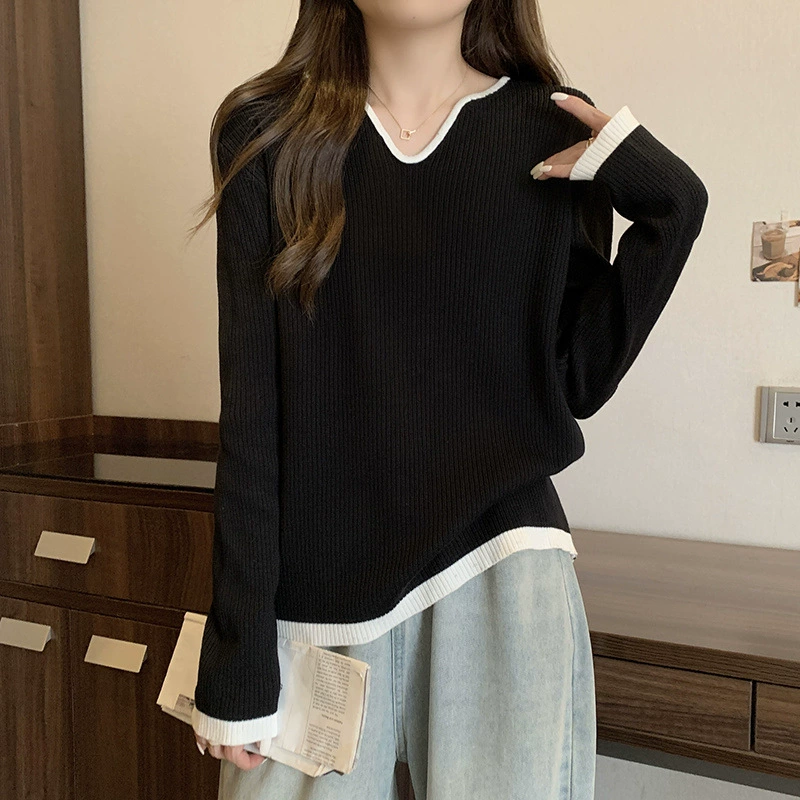 Knitted sweater, loose fit