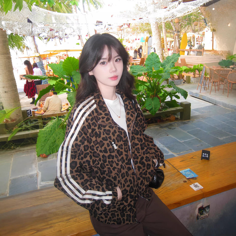 Early Spring Unique Retro Leopard Print Versatile Loose Hip-Hop Jacket for Women Street Dance Trendy Hip-Hop European and American Style Top Early Spring Unique Retro Leopard Print Versatile Loose Hip-Hop Jacket for Women Street Dance Trendy Hip-Hop European and American Style Top