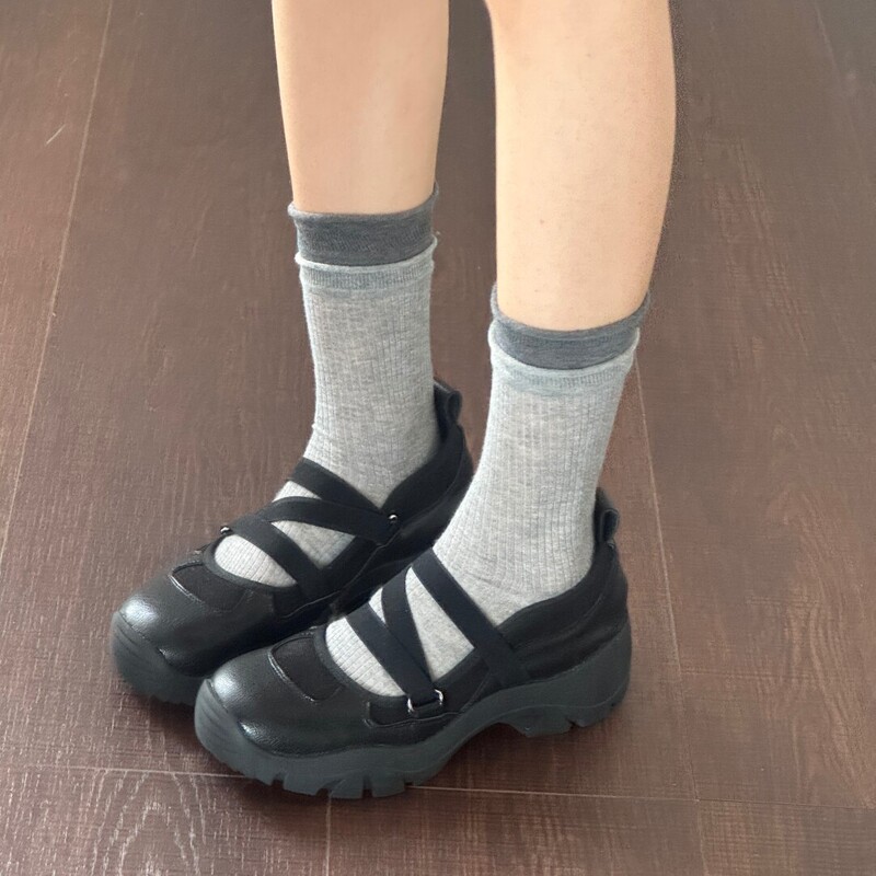 Retro Lightweight Sports Casual Shoes for Women with Cross Straps, Round Toe, Suede, Thick Sole, Comfortable Mary Jane Shoes, Sock-Style Retro Lightweight Sports Casual Shoes for Women with Cross Straps, Round Toe, Suede, Thick Sole, Comfortable Mary Jane Shoes, Sock-Style