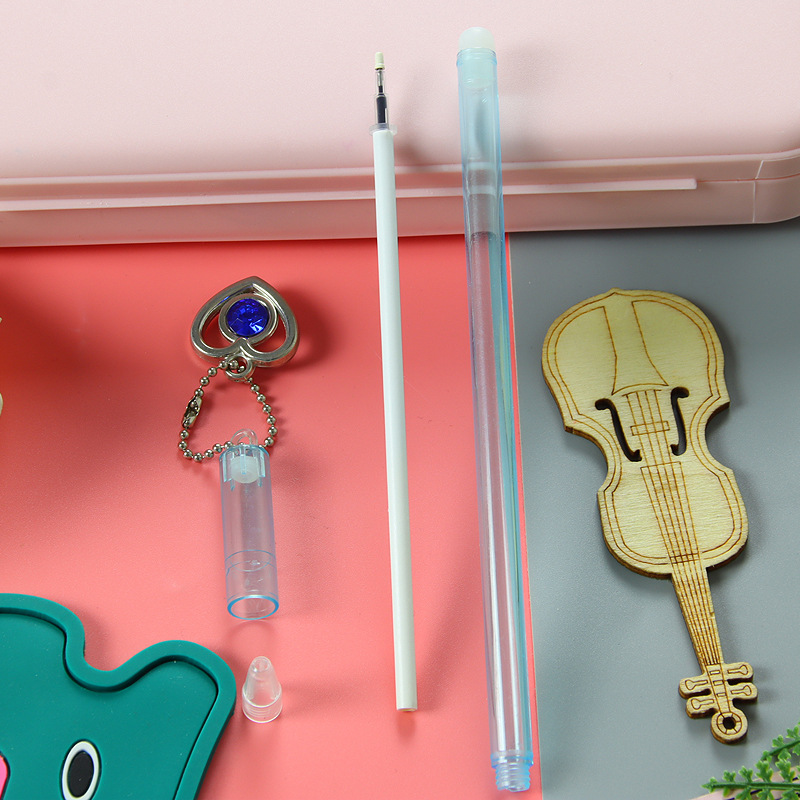 Creativo joya amor colgante gel pen ins chica corazón colgante pluma estudiante negro pluma de agua oficina firma pluma