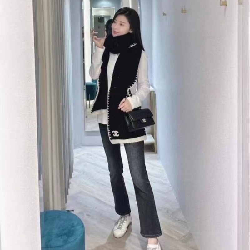 秋冬新款小香风黑白针织围巾女小红书同款锁边时尚情侣披肩仿羊绒|undefined