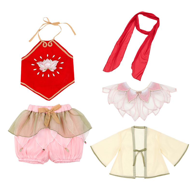 복대 + 핑크색 반바지 + 재킷 + 클라우드 숄더 + 망토와 스카프