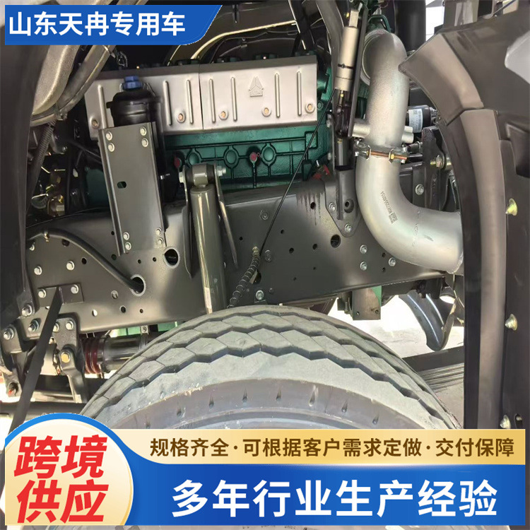 Cross-border export of HOWO heavy-duty concrete mixer trucks, NX series cement mixing tank trucks, prices