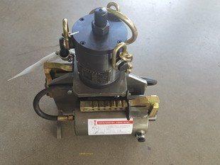 Pneumatic furnace building machine vibration furnace machine dry wet furnace lining vibration hammer furnace device two hammer furnace wall tamping