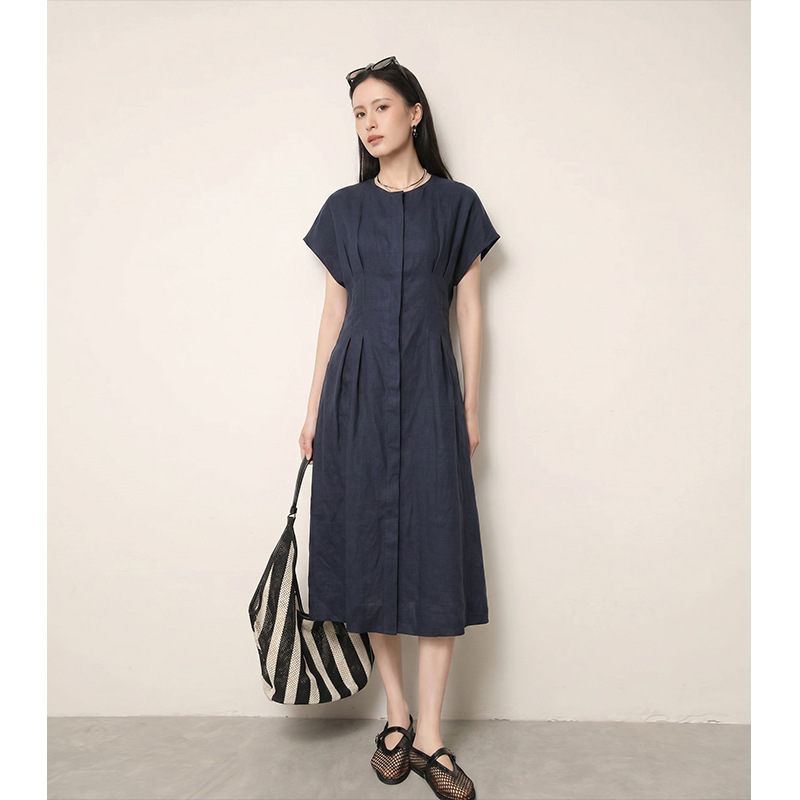 【Lang* Order】Navy Blue Elegant and Intellectual Style Long Dress with Dropped Shoulder Sleeves, Pleated Design, and Waist-Cinching for a Refined Look