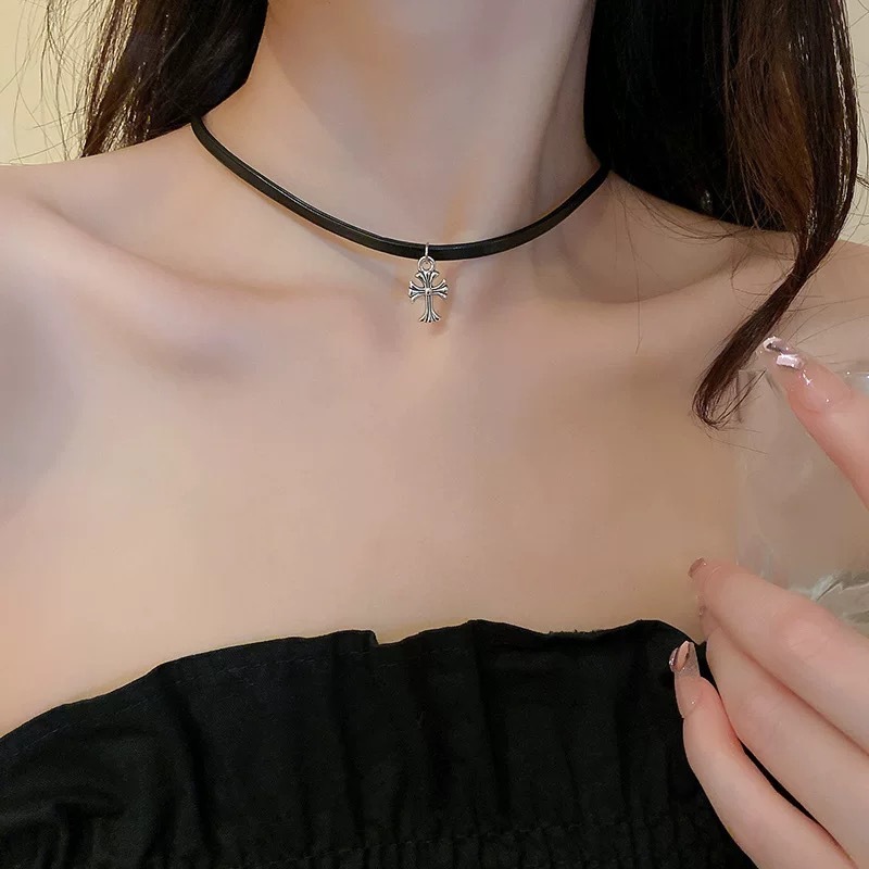 純粋な欲望スタイル黒革ロープチョーカーホットガールネックレス女性のニッチな気質ネックアクセサリー鎖骨チェーン首輪|undefined