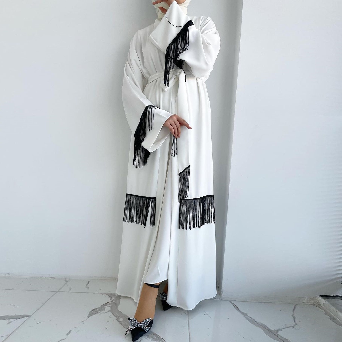 Cardigan élégant à pendentifs style dubaï pour robe musulmane_voghion.com