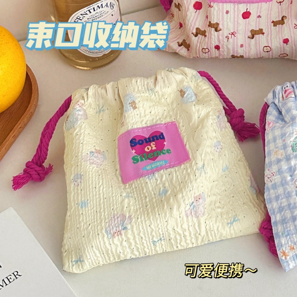 Nuevo lindo paquete de dibujos animados cuerda de dibujo bolsas de espuma portátiles de moda para salir bolsas de maquillaje pequeñas bolsas