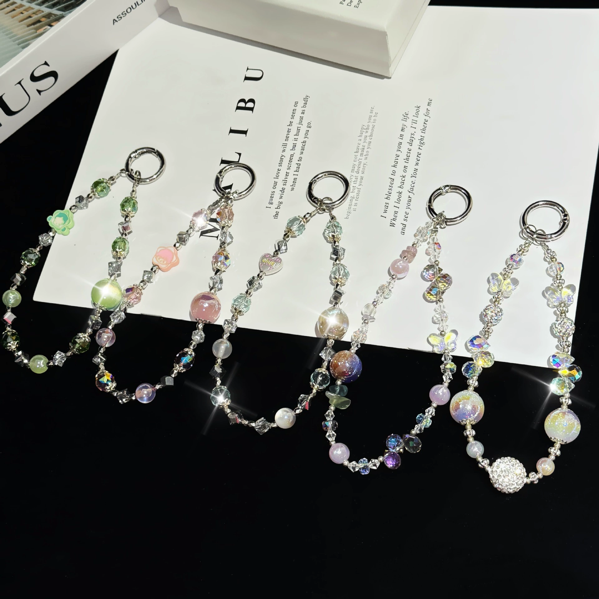 Sophisticated mobile phone, strap, short beaded bracelet, keychain