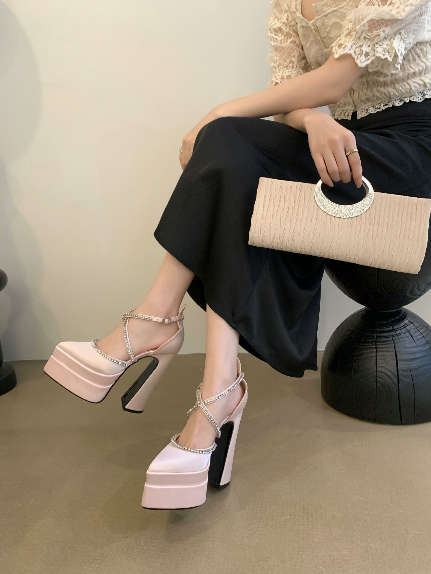 Giày cao gót nữ mũi nhọn satin gót dày thời trang xuân hè — Màu đen chi tiết 23