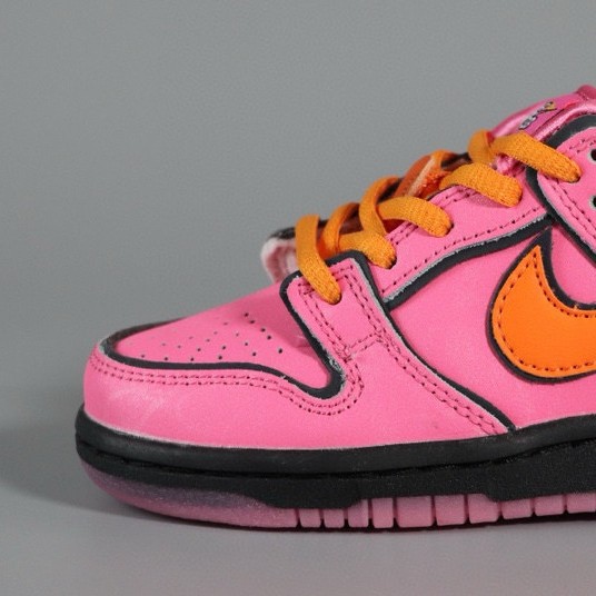 牛皮儿童低帮SB Dunk Low Pro 飞天小女警联 泡泡浅粉时尚童鞋