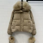 秋冬新款宽松版咖色羽绒服