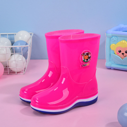 Cartoon children's rain boots, comfortable waterproof children's rain shoes with cotton for warmth, rubber water shoes and rain boots, factory wholesale