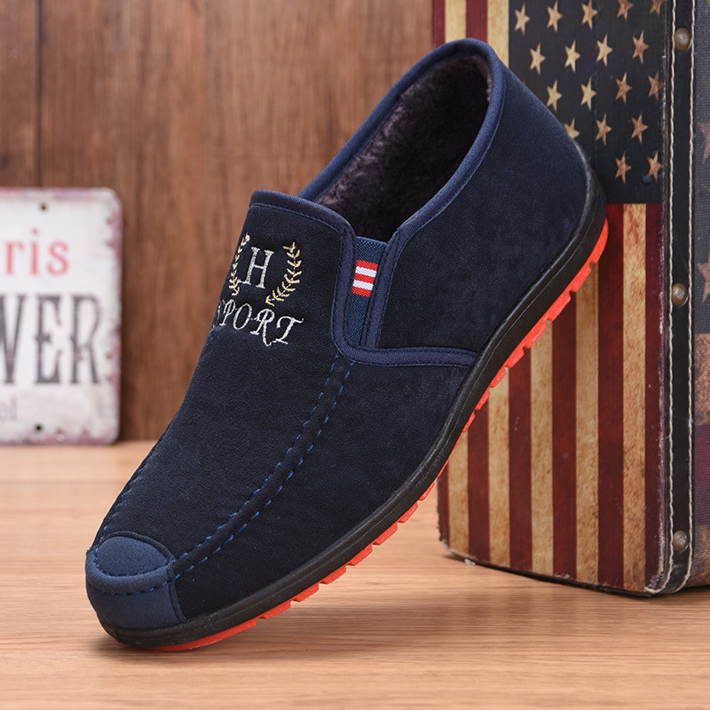 Zapatos acolchados zapatos de lona de algodón de los hombres zapatos de lona de invierno de los hombres zapatos de tela de Beijing al por mayor zapatos de comercio exterior zapatos de los hombres ocasionales
