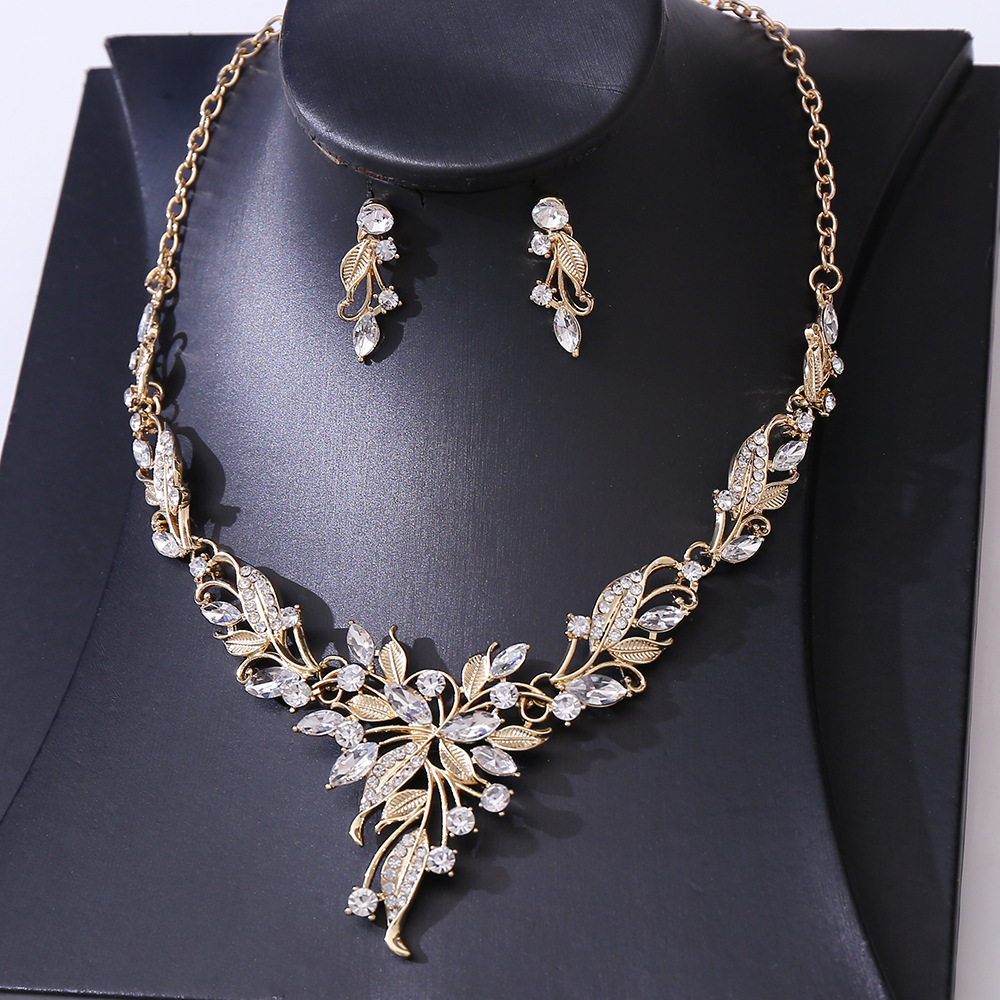 叶子镶钻新娘项链