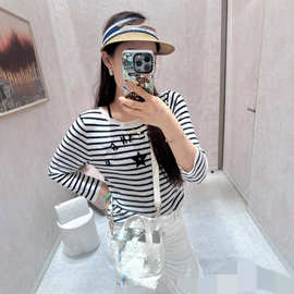 25新款女装高版本间色条纹字母印花圆领时尚休闲长袖针织打底衫