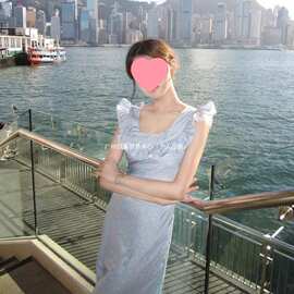 气质高级感温柔小飞袖蓝色碎花连衣裙女夏季小个子中长款收腰裙子