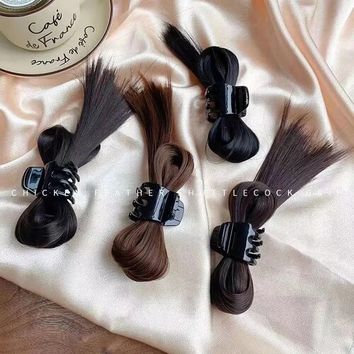 Feather shuttlecock fountain high ponytail grabber hairpin for women with hair volume on the back of their head, half-tied wig, shark clip headgear