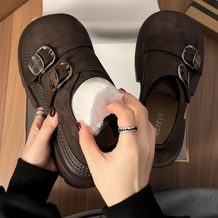 �͹�Ӣ���L�ɸ��״��^СƤЬŮ2025�����¿�ٴ���ɫjk���߆�Ь