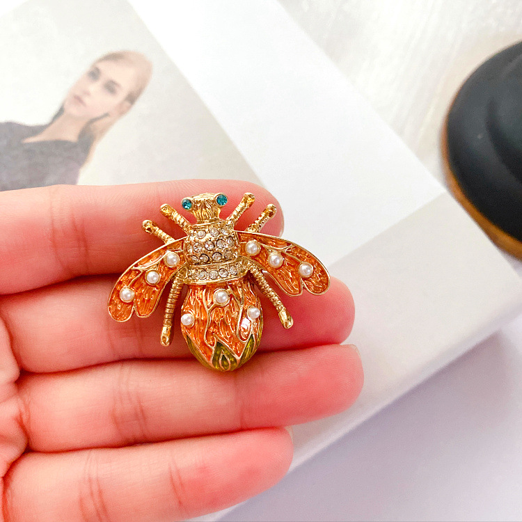 15g Weight Artificial Pearls, Rhinestones Inlay Material Brooches Classification Daily Occasion Alloy Material Insect Pattern Unisex Gender Plating Design Retro Style Retro Pin Insect Alloy Plating Artificial Pearls Rhinestones Unisex Brooches 7