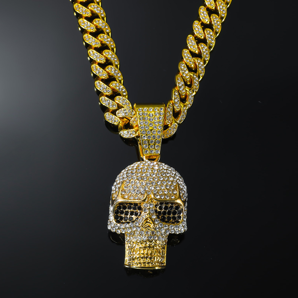 Pendant Necklace Classification Hip-Hop Vintage Style Skull Zinc Alloy Rhinestones Men's Pendant Necklace Men Pendant Necklaces
