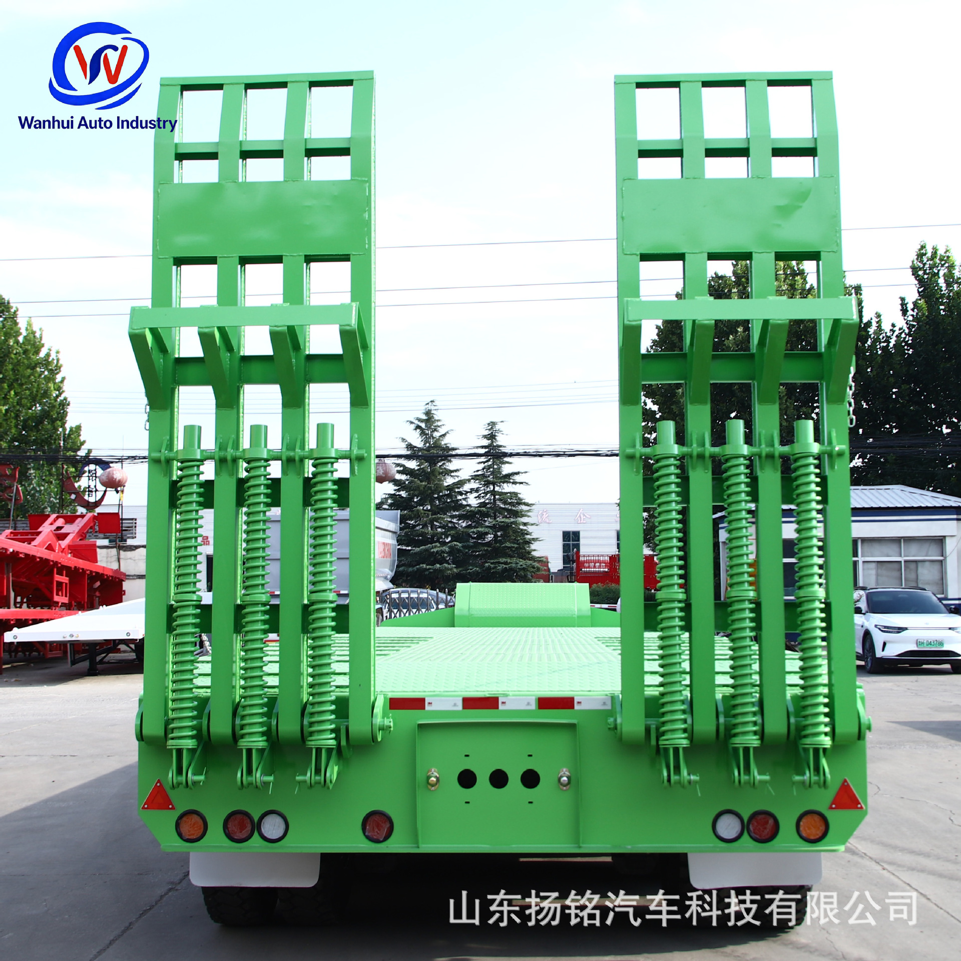 Heavy-Duty Engineering Equipment Transport Semi-Trailer with Reinforced Ladder, Suitable for Loaders, Excavators, Trailers, Etc., Supports Export