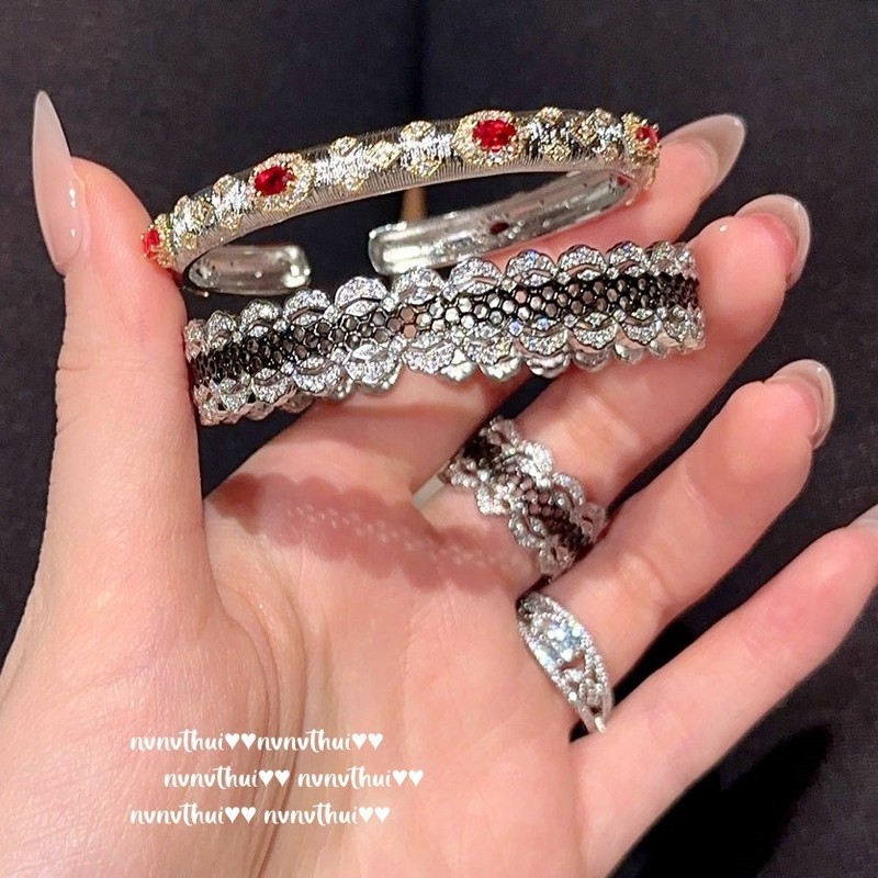 Lace honeycomb piano black gem bracelet antique plated 18K gold woven carved gold red zircon bracelet ring