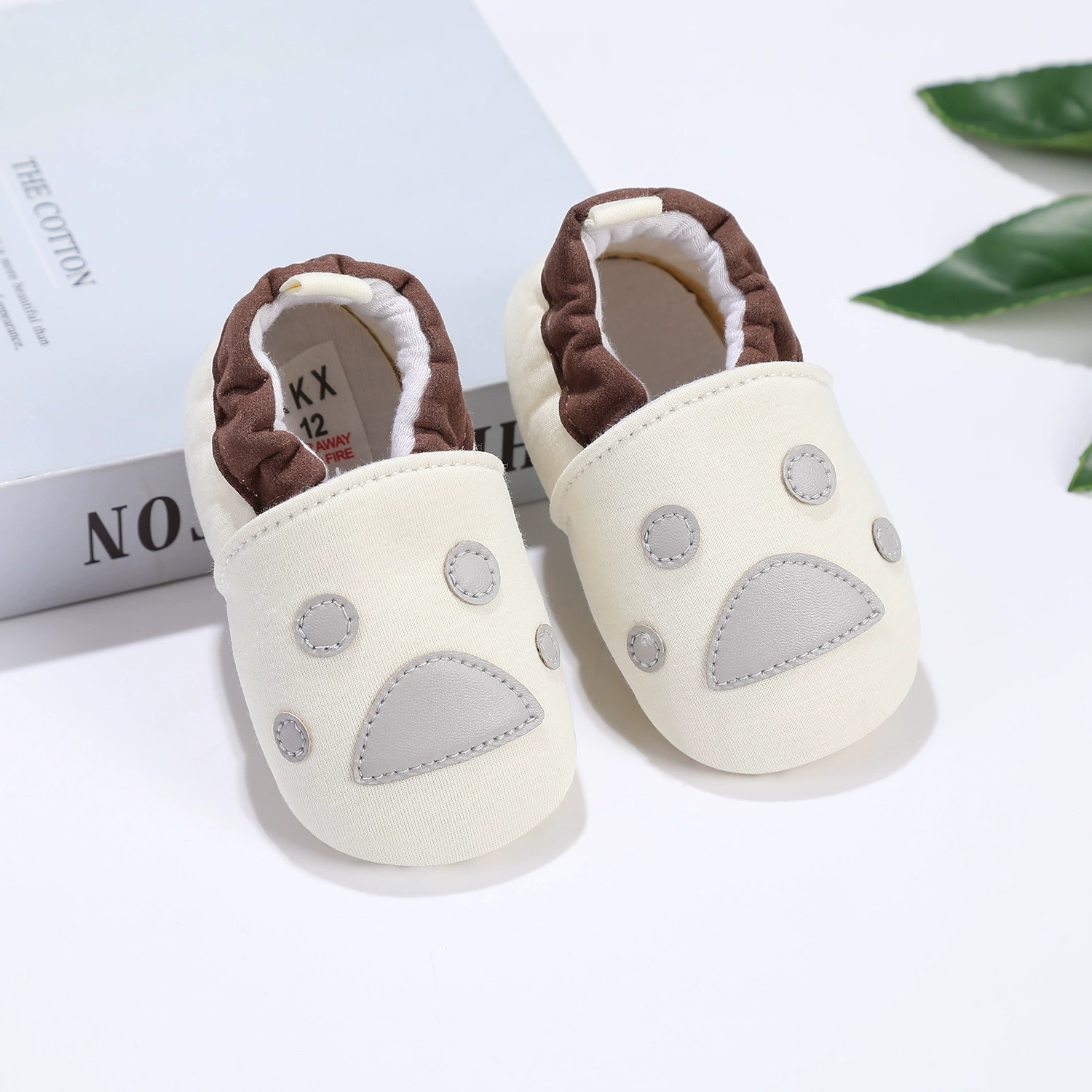 Весенне-Осенняя детская обувь для малышей детская обувь Нескользящая хлопчатобумажная обувь с мягким дном мультяшная маленькая Тканевая обувь оптом