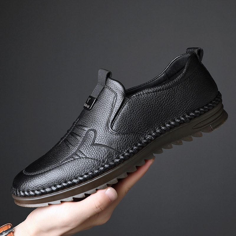 Primavera nueva capa superior de piel de vaca zapatos casuales de los hombres de fondo suave papá zapatos de cuero de los hombres al por mayor hecho a mano solo zapatos de los hombres
