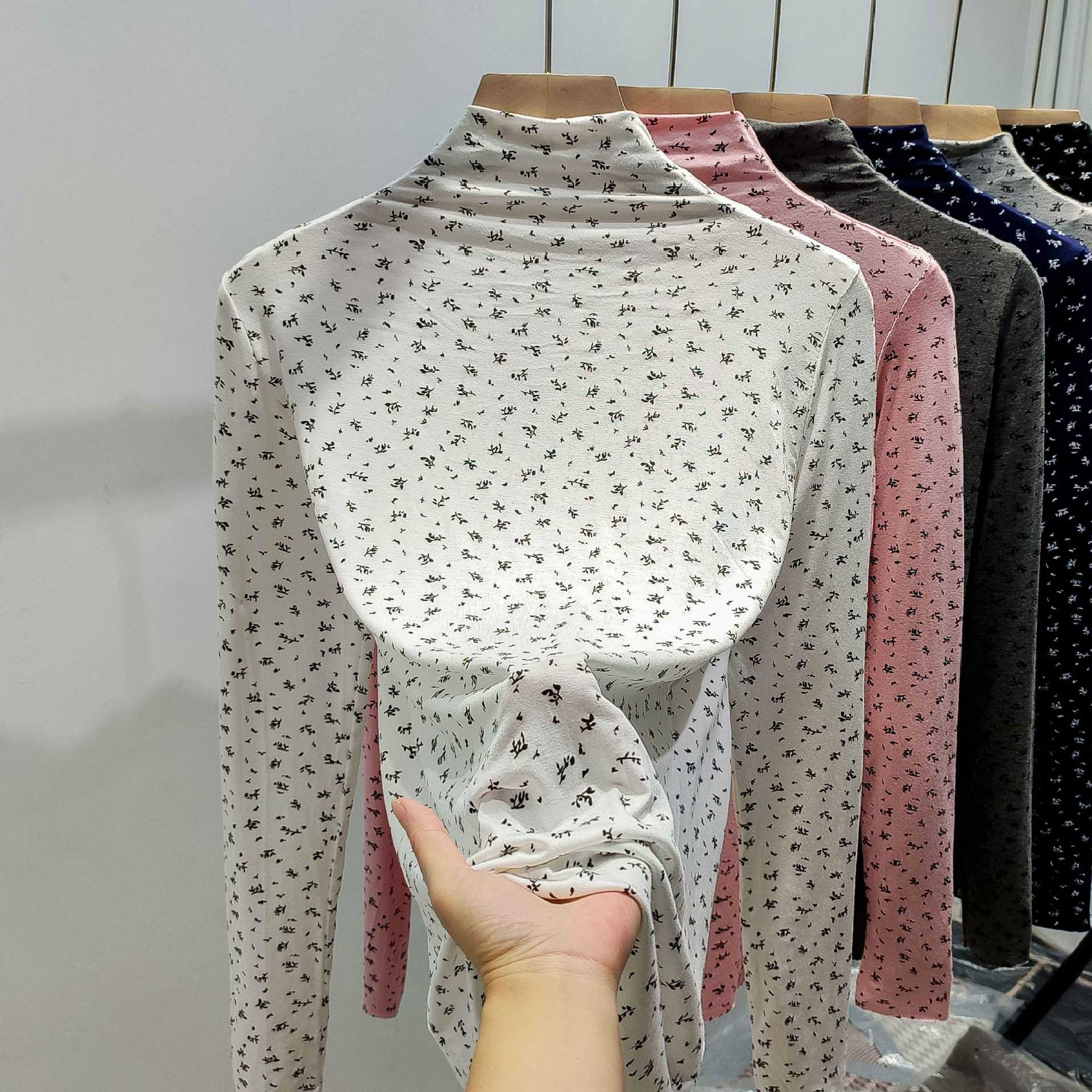 하얀색