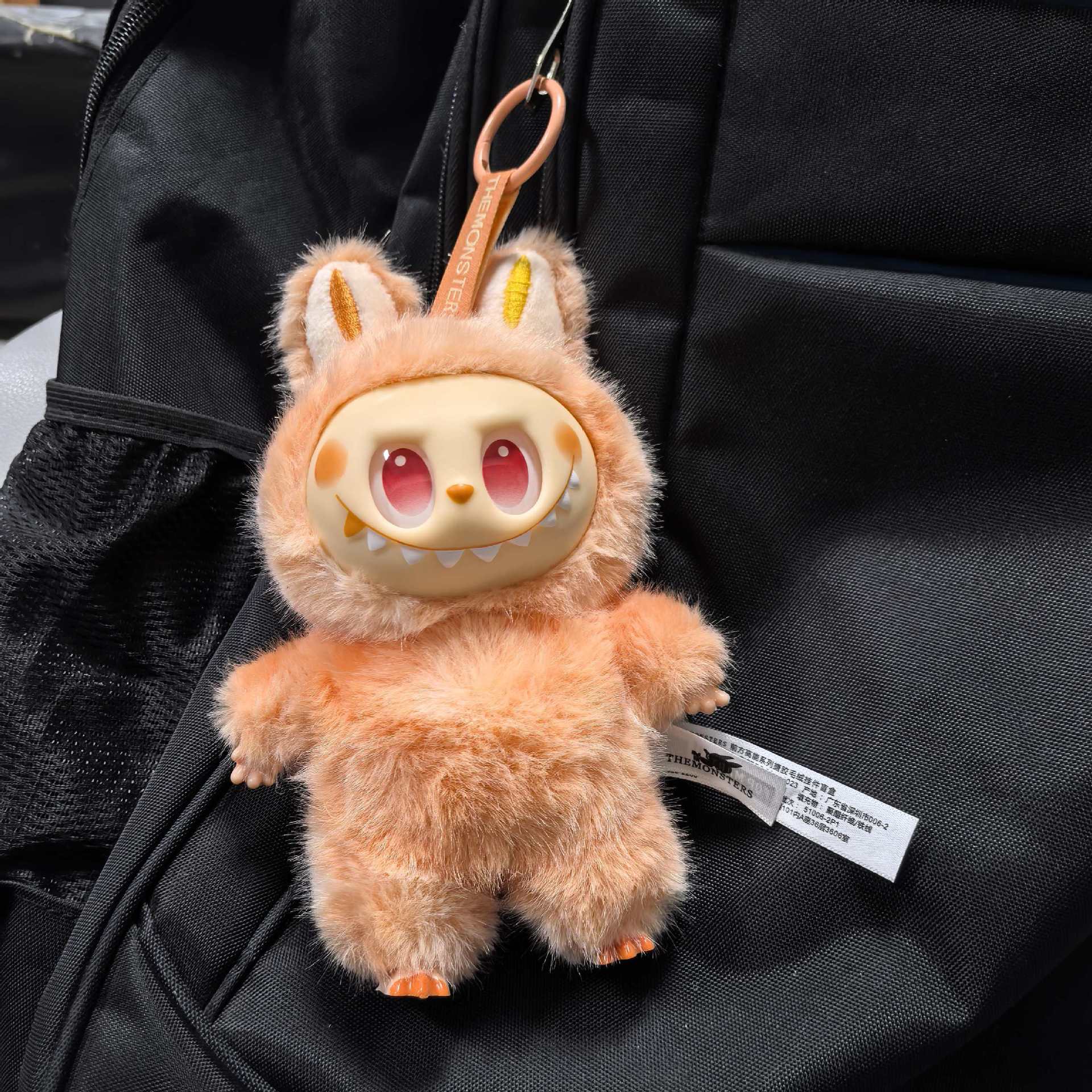 3 generaciones de colgantes de peluche labubu barraca explosiva muñeca conejo pellizco muñeca regalos pellizco música