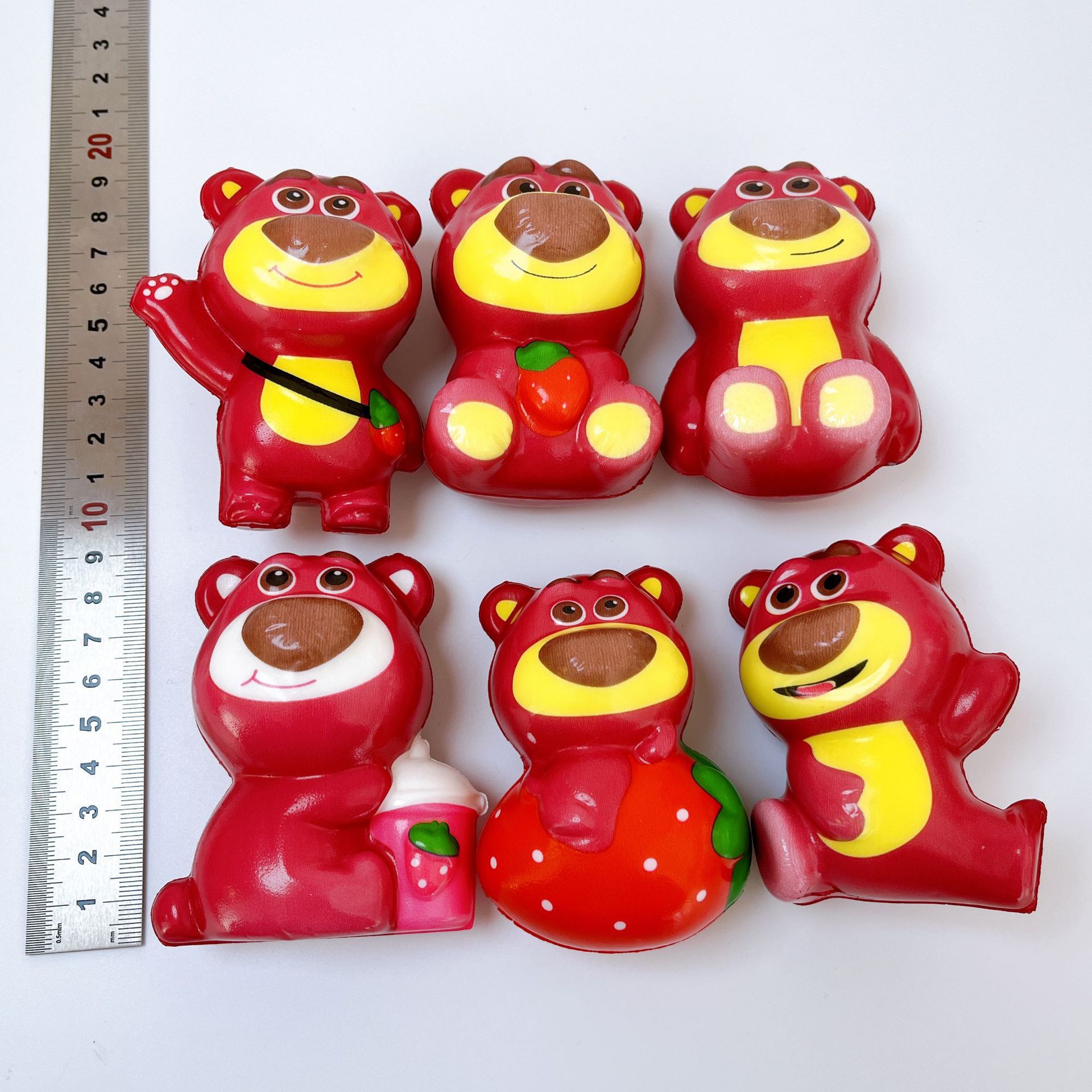 작은 딸기곰 (약 8cm)