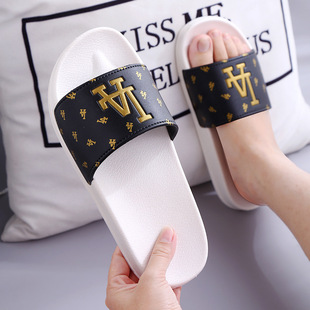 �Ҿ���Ь�҃ȷ��������ļ��⴩���e��ĥ��Ь��H�r�г���Ůһ����