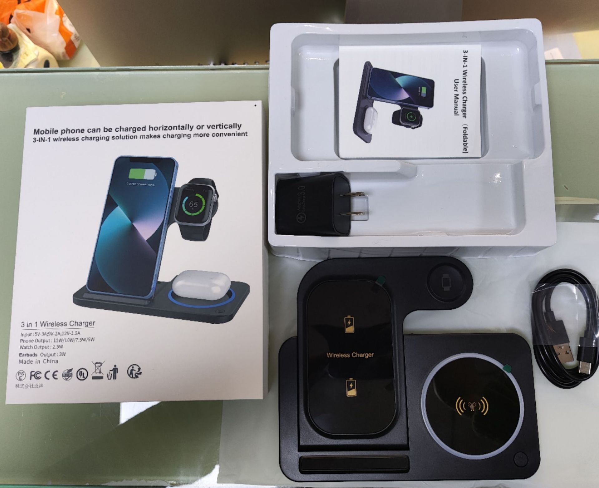 Nuevo plegable de tres en uno cargador inalámbrico 15W de carga rápida reloj para Apple 14/13/12pro Max